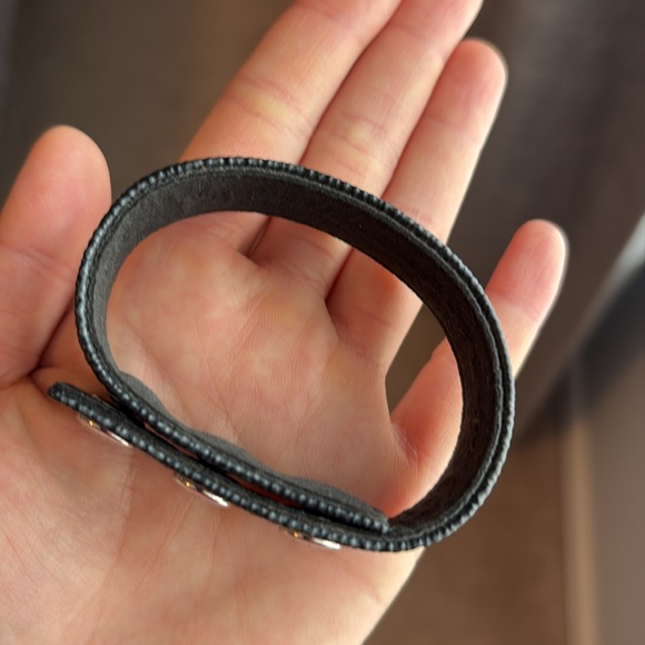 Louis Vuitton Men Strap Bracelet - Picture 3 of 5